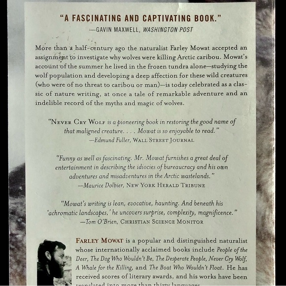 “Never Cry Wolf” Book True Story of Life Among Arctic Wolves Farley Mowat - Picture 3 of 5